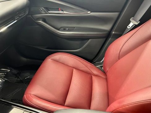 Used 2024 MAZDA CX-30 AWD 2.5 S w/ Preferred Package image 18
