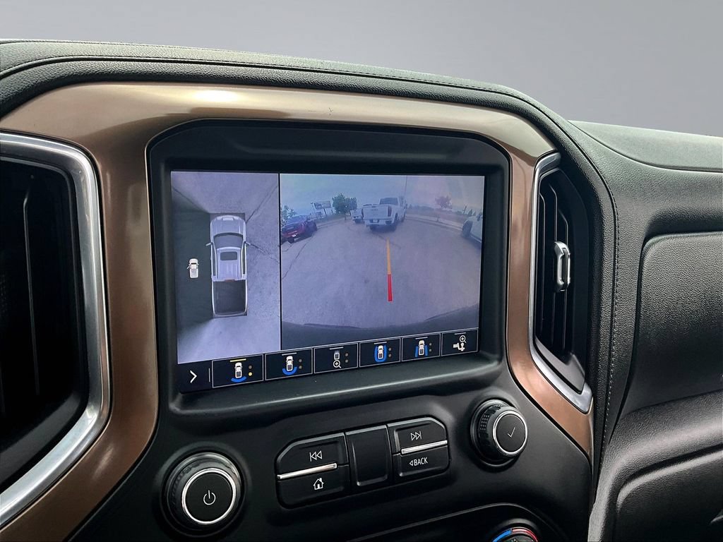 Used 2019 Chevrolet Silverado 1500 High Country w/ Technology Package AWD/4WD image 17