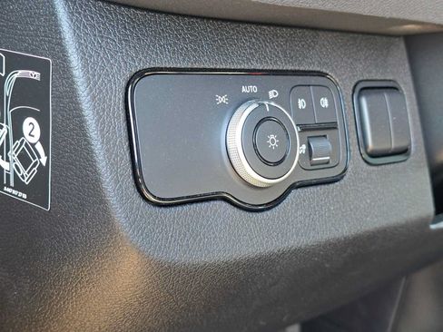 Used 2026 Mercedes-Benz Sprinter 2500 image 24