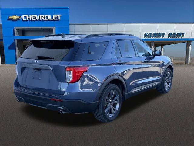 Used 2021 Ford Explorer XLT w/ Equipment Group 202A AWD/4WD image 4