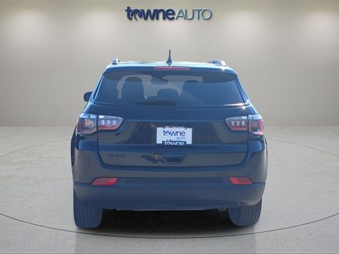 Certified 2023 Jeep Compass Altitude w/ Convenience Group image 4