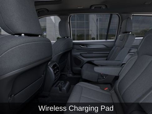 New 2025 Jeep Grand Cherokee L Laredo w/ Luxury Tech Group I image 28