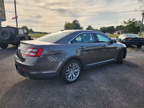 Used 2015 Ford Taurus Limited FWD image 4