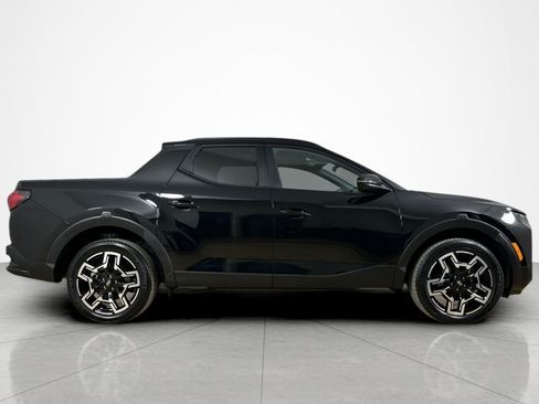 Used 2025 Hyundai Santa Cruz Limited AWD/4WD image 6