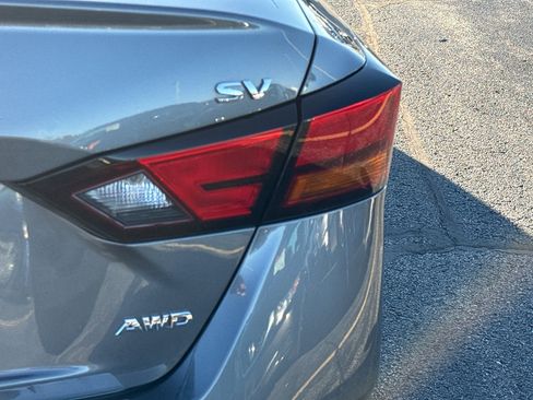 Certified 2020 Nissan Altima 2.5 SV image 8