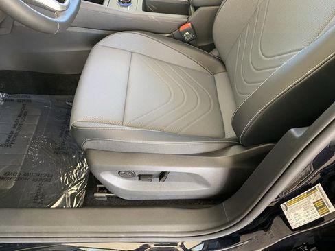 New 2026 Volkswagen Tiguan SE AWD/4WD image 31