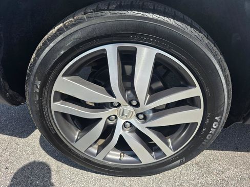 Used 2016 Honda Pilot Elite image 21