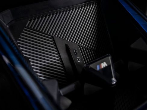 Used 2025 BMW X3 xDrive30i w/ Premium Package image 43