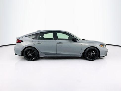 Used 2025 Honda Civic Sport image 10