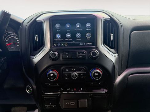 Used 2022 Chevrolet Silverado 1500 LT Trail Boss w/ LPO, Dark Essentials Package AWD/4WD image 14