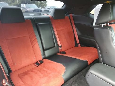 Used 2015 Dodge Challenger SRT Hellcat RWD image 22