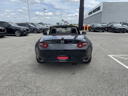 New 2026 MAZDA MX-5 Miata Club w/ Weather Package RWD image 6