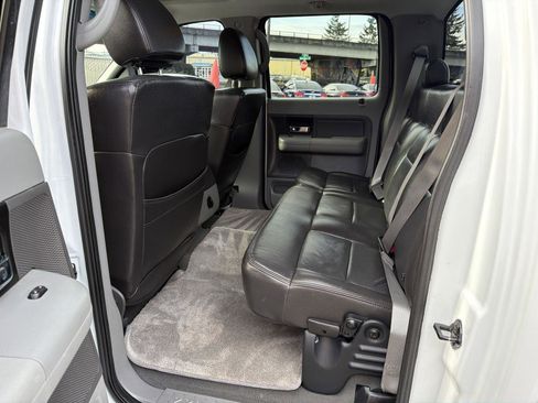 Used 2005 Ford F150 XLT image 16