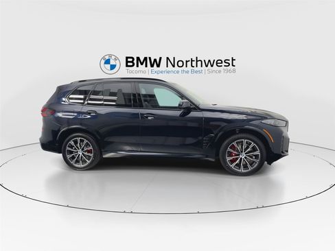 New 2026 BMW X5 xDrive40i w/ M Sport Package AWD/4WD image 5