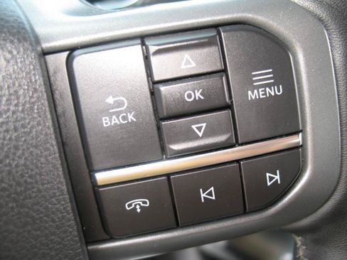 Used 2022 Ford F150 Lariat AWD/4WD image 38