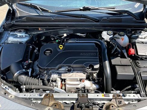 Used 2024 Chevrolet Malibu LT image 28