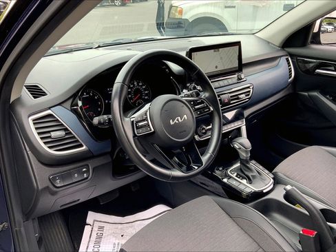 Used 2023 Kia Seltos Nightfall Edition AWD/4WD image 16