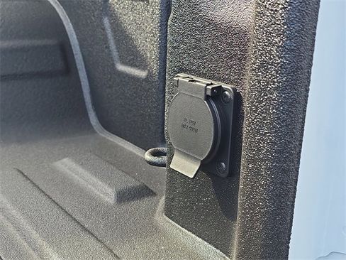 New 2025 GMC Sierra 1500 Elevation w/ Elevation Premium Package image 27