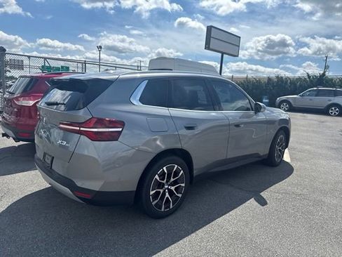 Used 2025 BMW X3 xDrive30i w/ Premium Package AWD/4WD image 9
