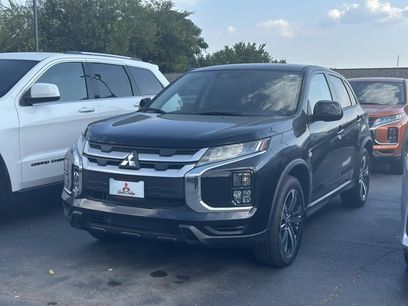 New 2025 Mitsubishi Outlander Sport ES