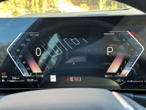 Used 2023 BMW 330i xDrive Sedan w/ Premium Package image 21