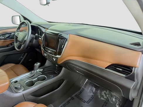 Used 2019 Chevrolet Traverse High Country AWD/4WD image 33