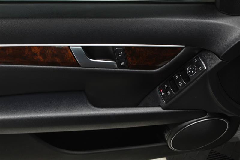 Used 2014 Mercedes-Benz C 250 Sedan image 15