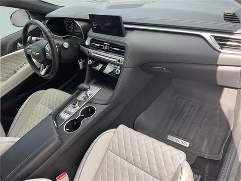 Used 2025 Genesis G70 3.3T Advanced w/ Sport Prestige Package image 17