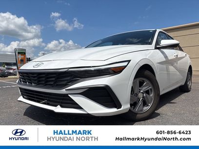 Certified 2025 Hyundai Elantra SE