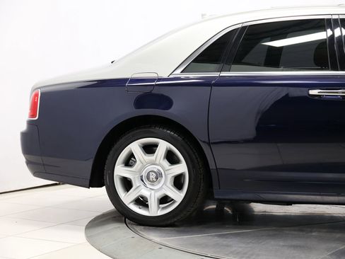 Used 2016 Rolls-Royce Ghost image 60