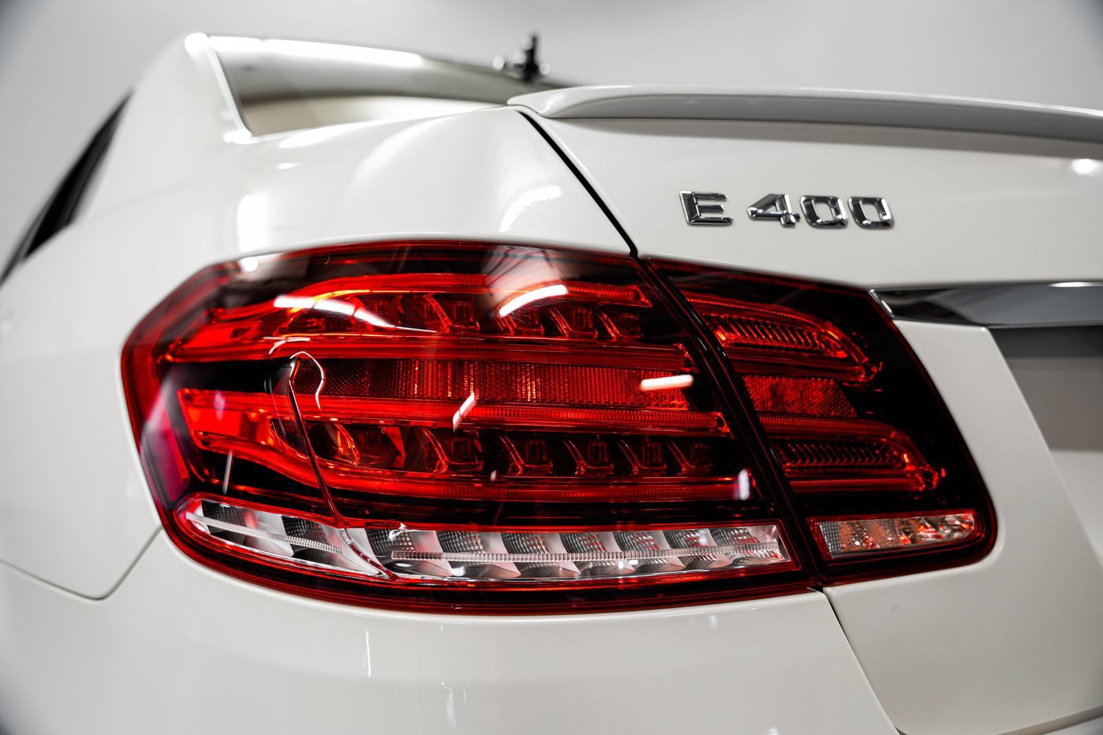 Used 2015 Mercedes-Benz E 400 Sedan image 39