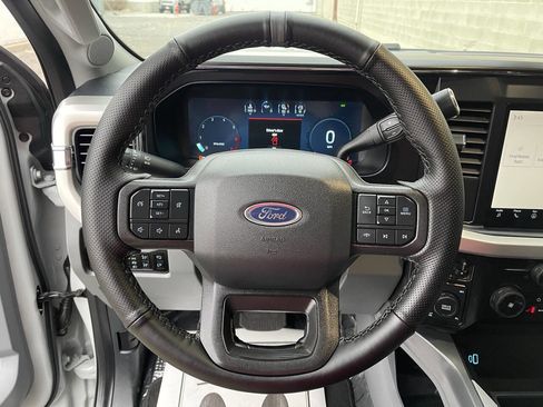 Used 2025 Ford F350 XLT w/ Black Appearance Package image 24