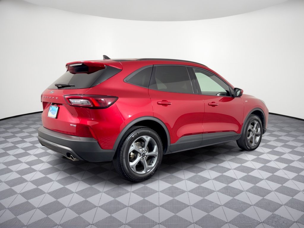 Used 2025 Ford Escape ST-Line Select AWD/4WD image 9