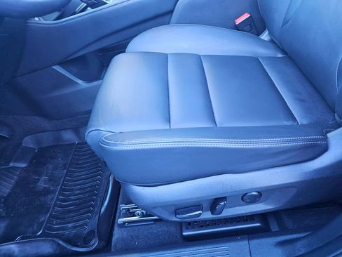 Used 2023 Nissan Rogue SL image 18