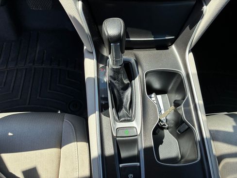 Used 2019 Honda Accord LX image 14