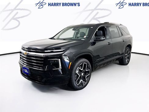 Used 2026 Chevrolet Traverse High Country AWD/4WD image 1