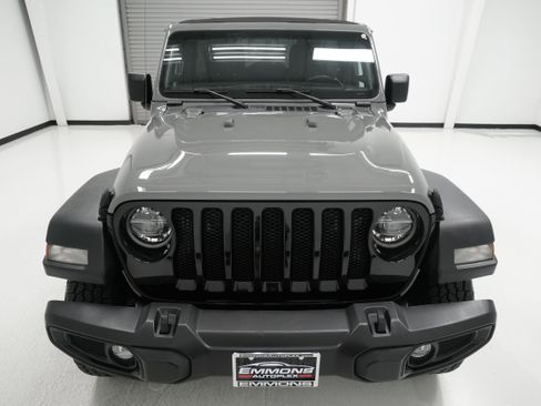 Used 2022 Jeep Wrangler Unlimited Sport AWD/4WD image 2