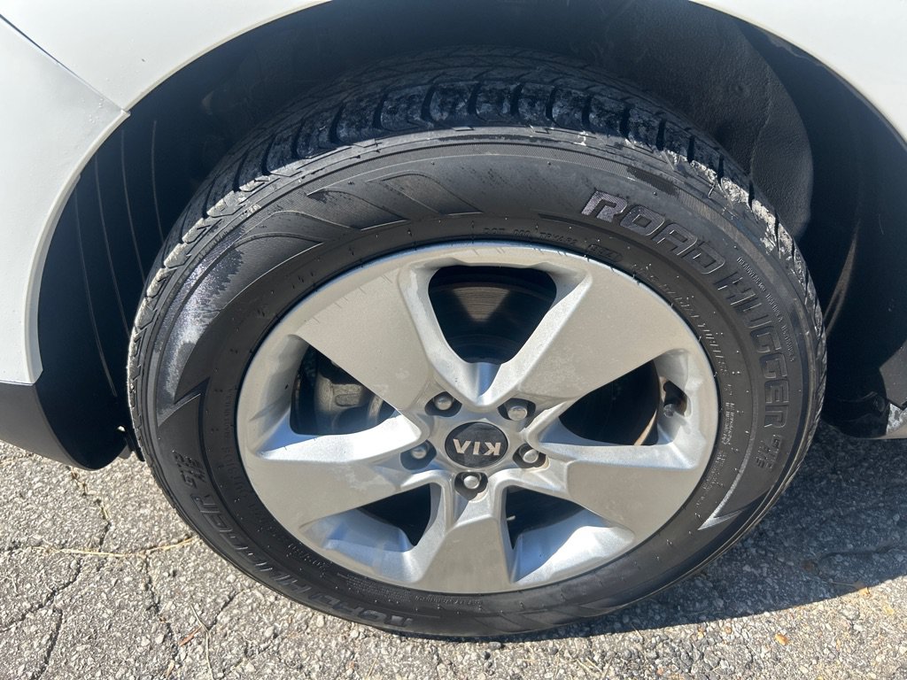 Used 2019 Kia Soul FWD image 21