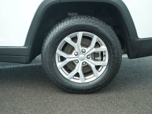 Used 2022 Jeep Grand Cherokee L Limited AWD/4WD image 50