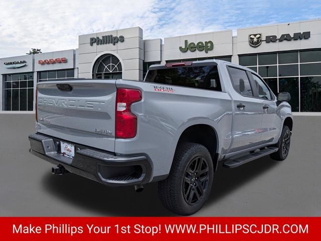 Used 2024 Chevrolet Silverado 1500 Custom Trail Boss AWD/4WD image 3