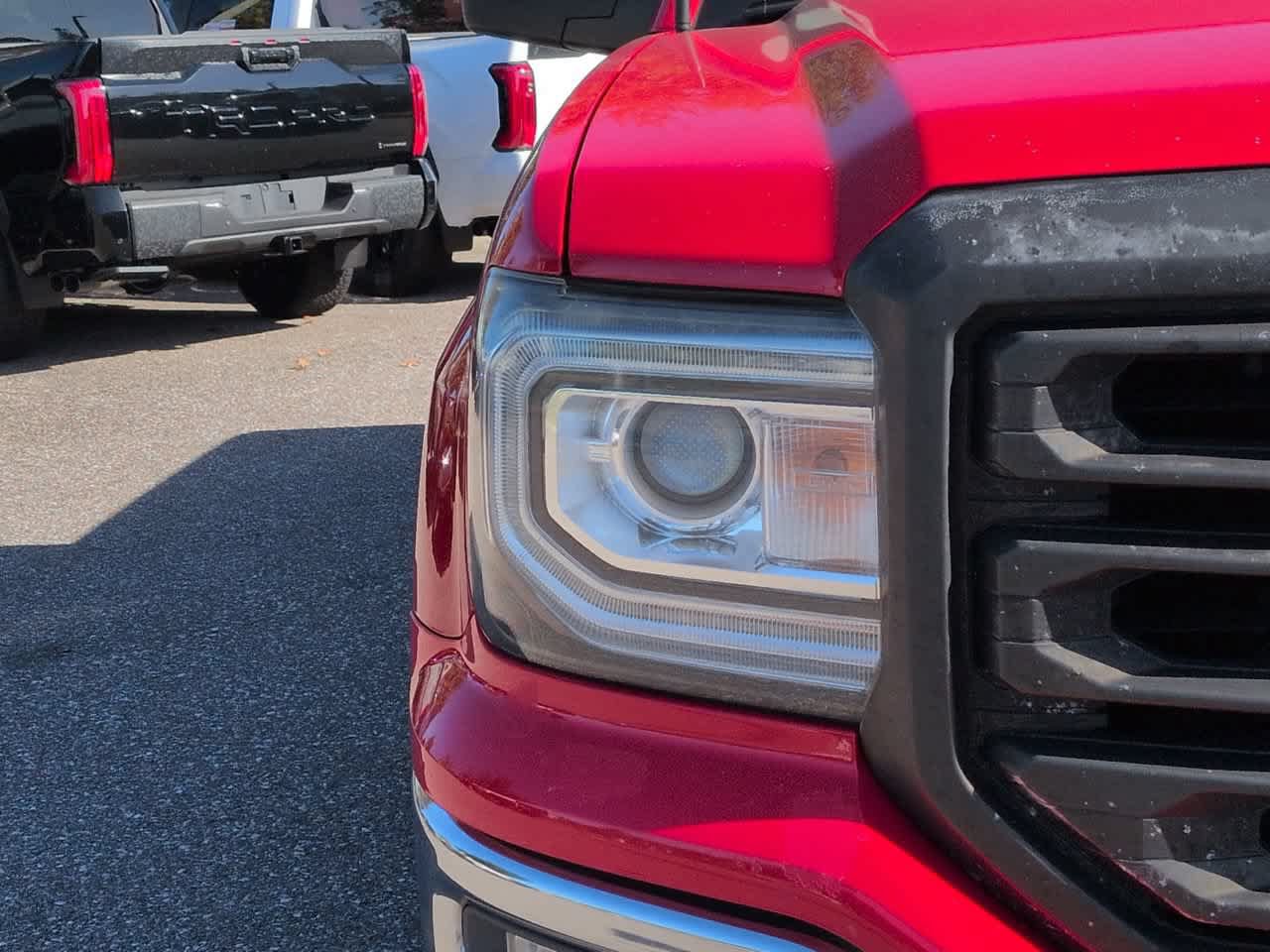 Used 2017 GMC Sierra 1500 SLT w/ SLT Premium Package AWD/4WD image 10