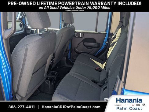 Used 2024 Jeep Gladiator Sport AWD/4WD image 12