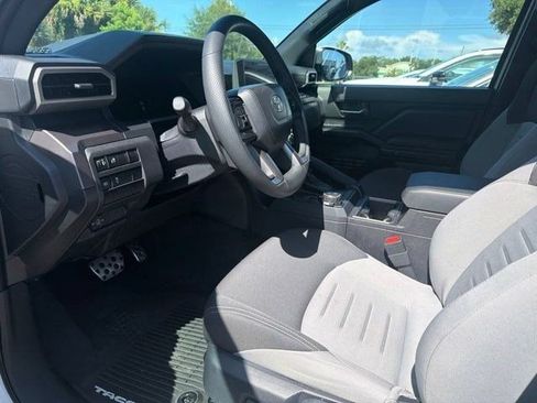 Used 2026 Toyota Tacoma TRD Sport AWD/4WD image 2