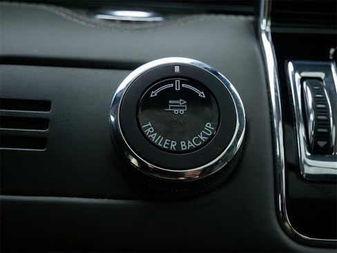 Used 2022 Lincoln Navigator Black Label image 25