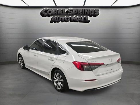 Certified 2022 Honda Civic LX image 4