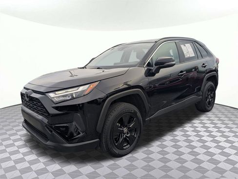 Used 2023 Toyota RAV4 XLE image 7