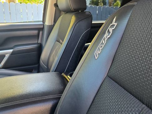 Used 2016 Nissan Titan PRO-4X image 10