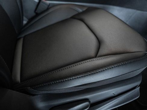 New 2025 Jeep Compass Limited w/ Sun & Sound Group image 31