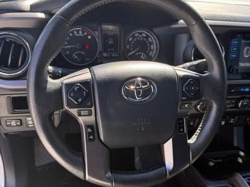 Used 2019 Toyota Tacoma TRD Pro AWD/4WD image 17
