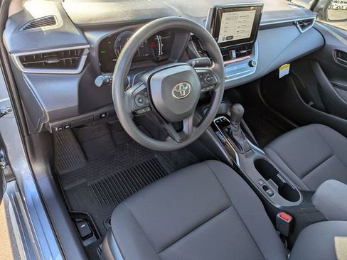 Used 2026 Toyota Corolla LE image 10